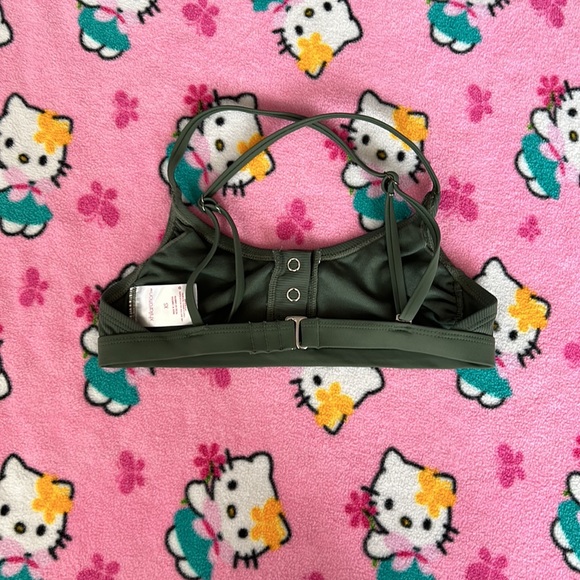 - Target bikini - Picture 3 of 5